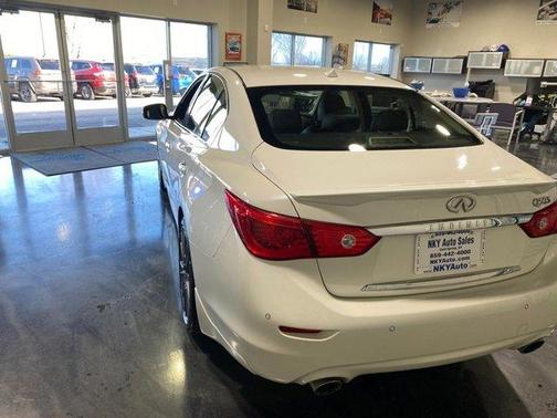 2016 INFINITI Q50 3.0T Red Sport 400