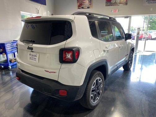 2017 Jeep Renegade Trailhawk