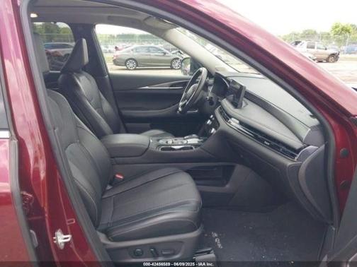 2022 INFINITI QX60 Luxe