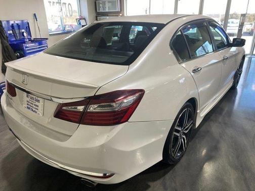 2017 Honda Accord Sport SE