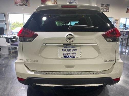 2020 Nissan Rogue SL