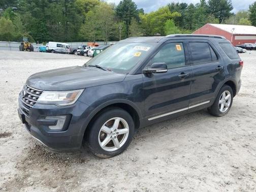 Blue 2017 Ford Explorer XLT