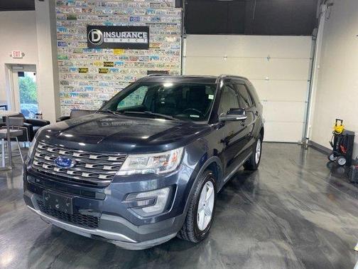 Blue 2017 Ford Explorer XLT
