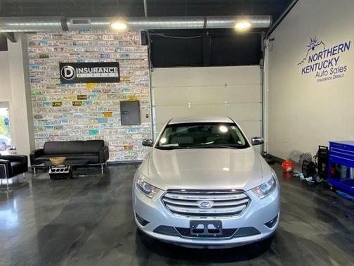 2015 Ford Taurus Limited