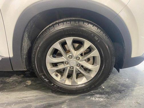 2019 Hyundai SANTA FE 2.4 SE