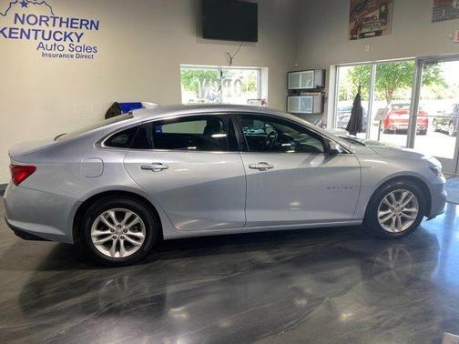Arctic Blue Metallic 2018 Chevrolet Malibu LT