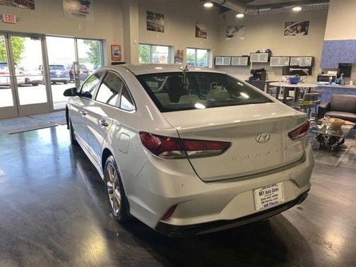 Symphony Silver 2019 Hyundai SONATA SEL