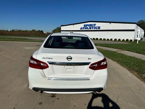 2017 Nissan Altima 2.5 SV