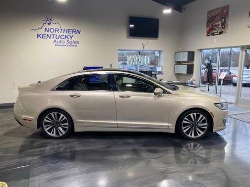 Champagne 2017 Lincoln MKZ Hybrid Reserve