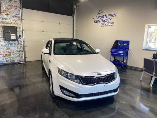 Snow White Pearl 2011 Kia Optima EX