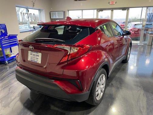 2019 Toyota C-HR LE