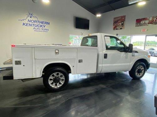 White 2012 Ford F-250 XL