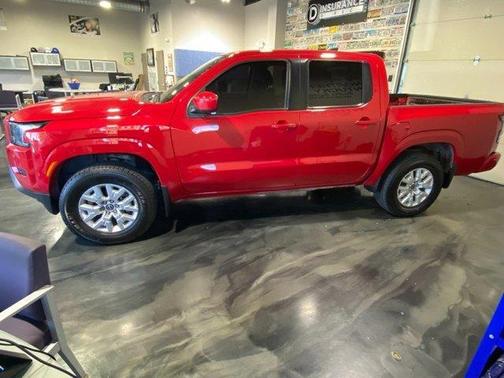 2022 Nissan Frontier SV