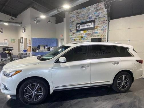 2016 INFINITI QX60 Base