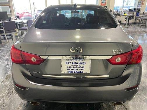 2015 INFINITI Q50 Premium