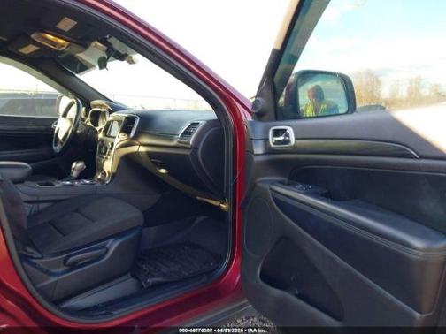 Velvet Red Pearlcoat 2021 Jeep Grand Cherokee Laredo E