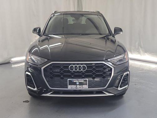 2023 Audi Q5 45 S line Premium