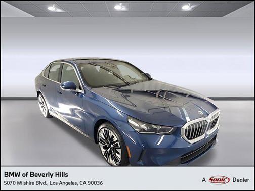 2025 BMW 530 530i