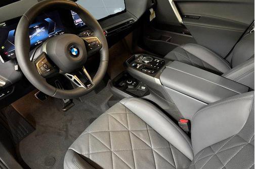 2026 BMW iX xDrive60