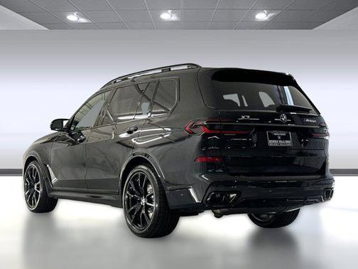 2026 BMW X7 M60i