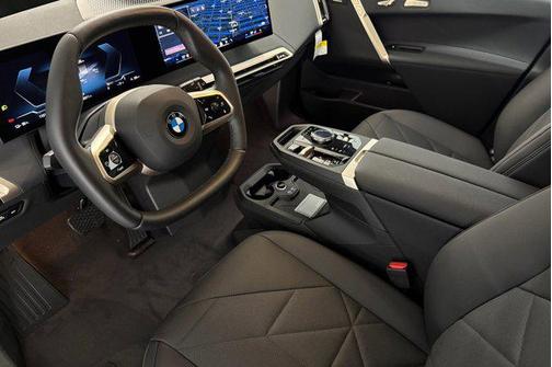 2026 BMW iX xDrive45