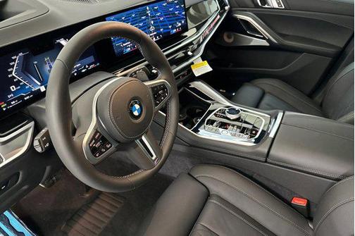2026 BMW X6 M60i