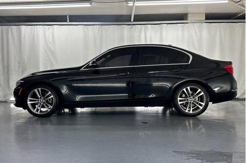 2017 BMW 330 330i