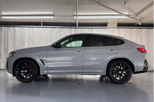 2022 BMW X4 M40i