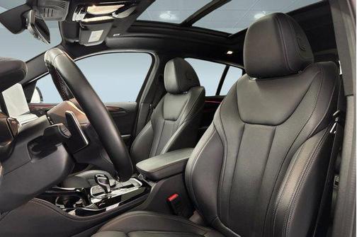 2022 BMW X4 M40i
