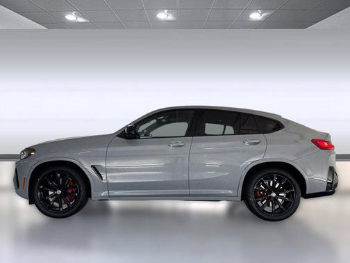 2022 BMW X4 M40i