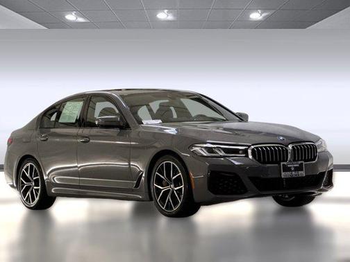 2021 BMW 540 540i