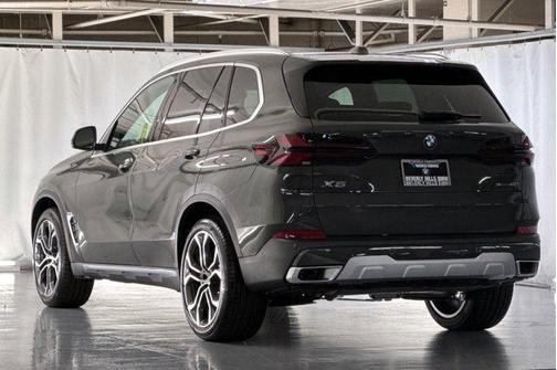 2026 BMW X5 sDrive40i