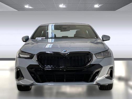 2026 BMW 530 i