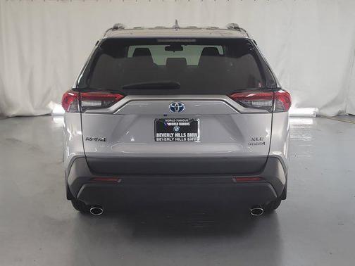 2021 Toyota RAV4 Hybrid XLE Premium