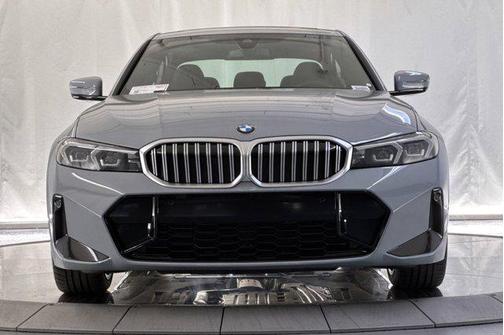 Brooklyn Grey Metallic 2026 BMW 330 330i