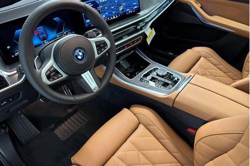 Black Sapphire Metallic 2026 BMW X5 PHEV xDrive50e