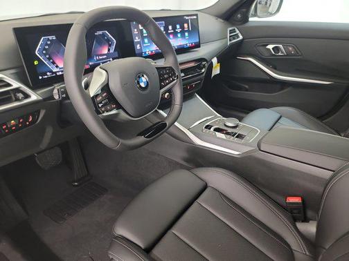 2025 BMW 330 i