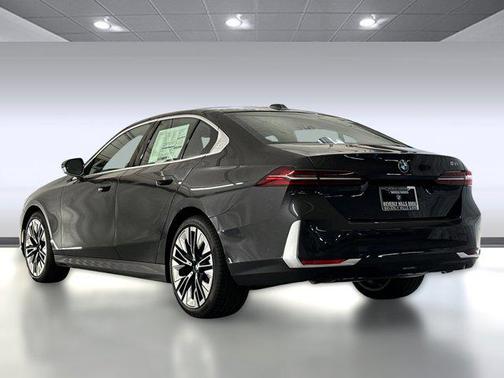 2026 BMW 530 i