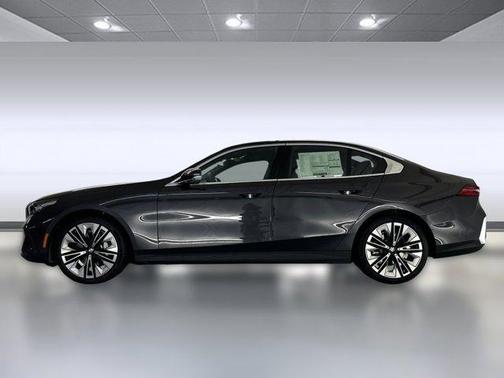 2026 BMW 530 i