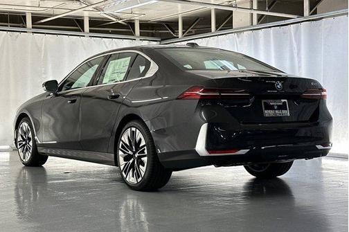 2026 BMW 530 i