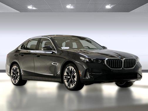 2026 BMW 530 i