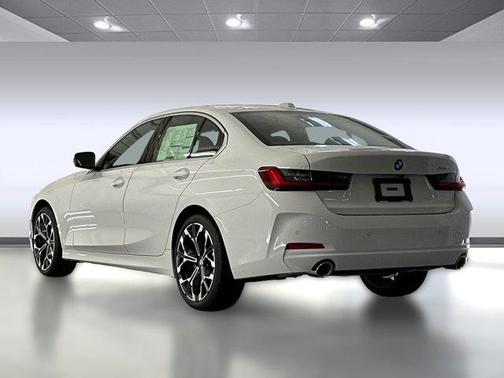 2025 BMW 330 i