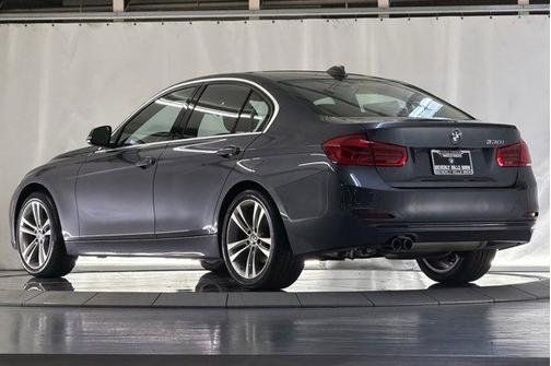 2018 BMW 330 330i