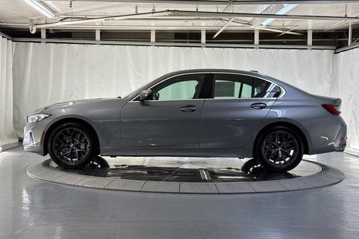 Skyscraper Grey Metallic 2025 BMW 330 330i