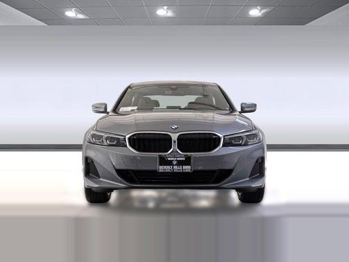 Skyscraper Grey Metallic 2025 BMW 330 330i