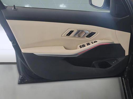 2025 BMW 330 i