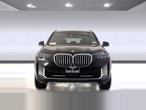 Black Sapphire Metallic 2026 BMW X5 sDrive40i