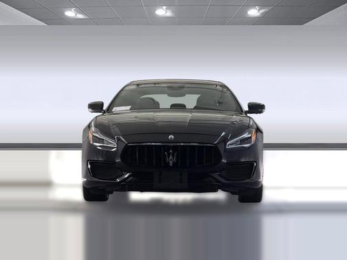 Nero Ribelle Metallic 2022 Maserati Quattroporte Modena Q4