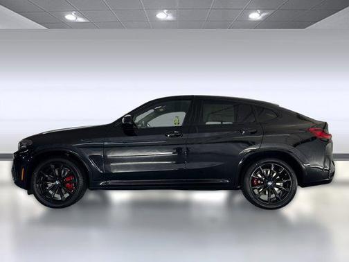 2025 BMW X4 M40i