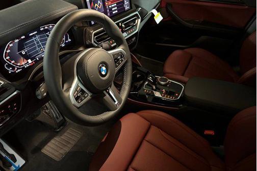 2025 BMW X4 M40i